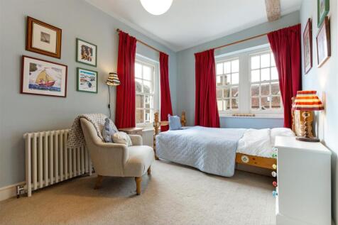 87276_Cross-House-High-Street (32).jpg