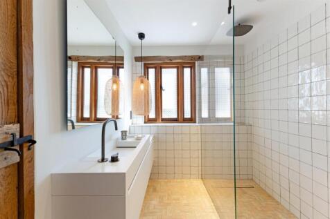 Ensuite Shower Room