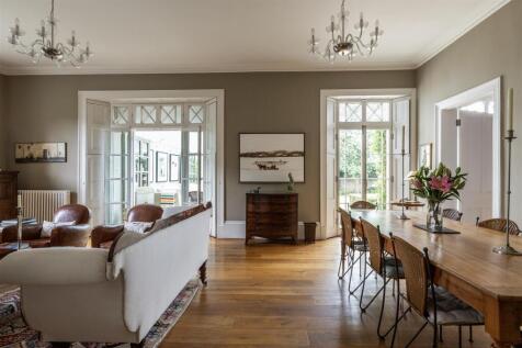 Drawing / Dining Room