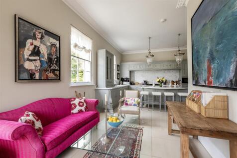 Kitchen / Breakfast Room