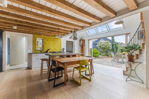 Kitchen to Garden Other way