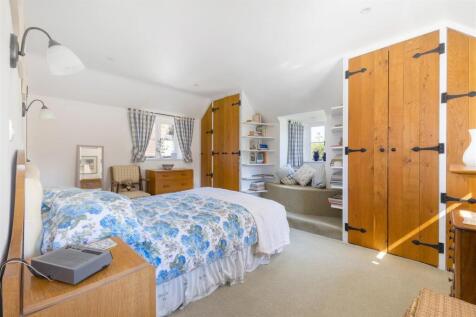 Bedroom (2)