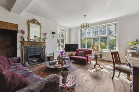 Drawing / Dining Room