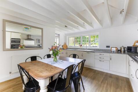 Kitchen / Breakfast Room