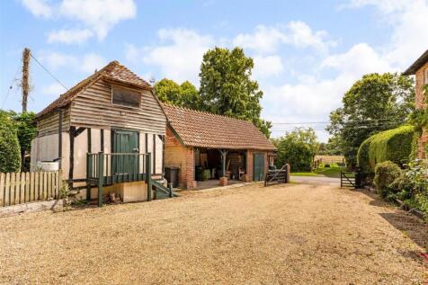 Barn Garage Store