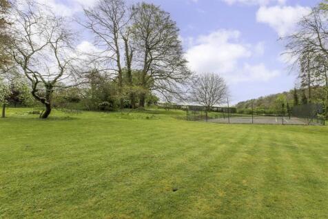 Gardens to Tennis Court