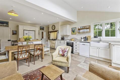 Kitchen / Dining / Family Room