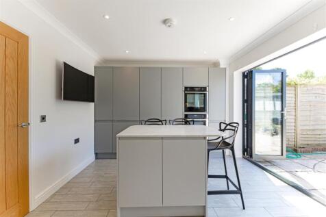 Kitchen (2)
