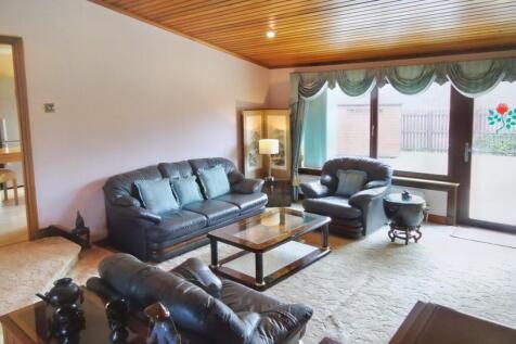 Lounge 9f4773ff-15e0-4b98-8aaa-c864c28cf7a1.jpeg