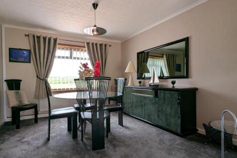 Dining Area.jpg