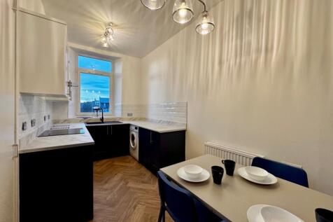 Kitchen &amp; Dining