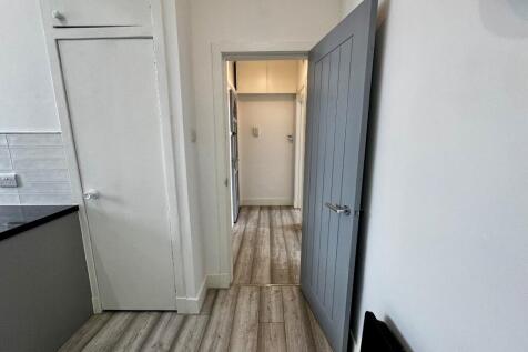 Kitchen/Hallway