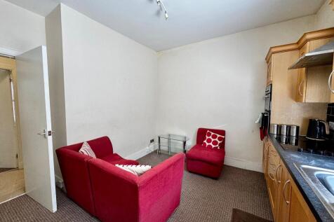Kitchen/Lounge