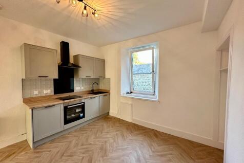 Kitchen/Loung