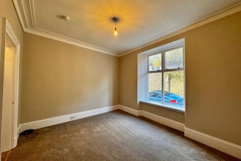 Bedroom / Living