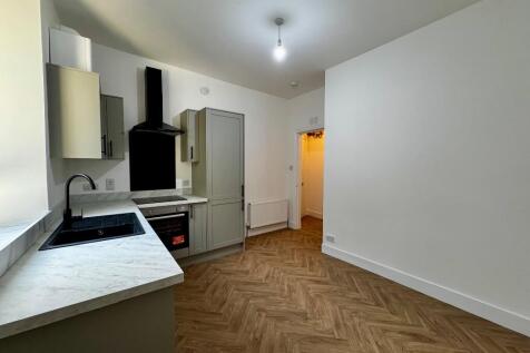 Kitchen / Lounge