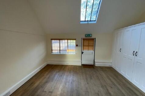 8 Birtley Courtyard 7 web.jpg