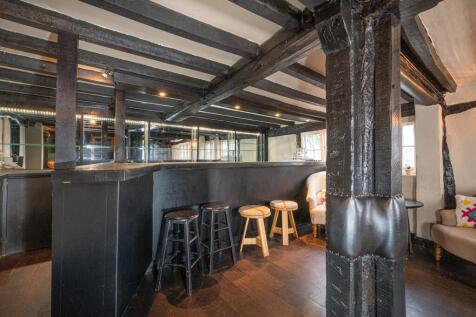 OWEN ISHERWOOD_165 WINDSOR ROAD CHOBHAM GU24 8QS