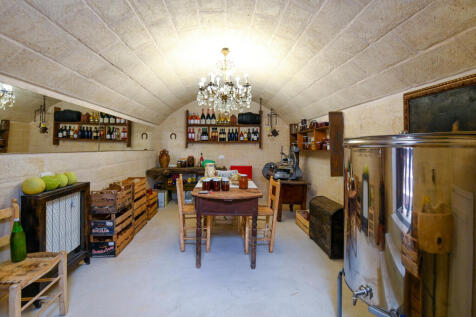 040_villa_Trullo_Natalicchio_for_Sale_ostuni_p.jpg