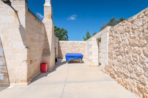 013_Trullo-Palavogna_for_sale_San-Michele-Sale.jpg