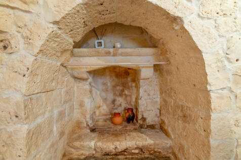 026_Trullo-Palavogna_for_sale_San-Michele-Sale.jpg