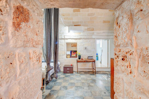 031_Trullo-Palavogna_for_sale_San-Michele-Sale.jpg