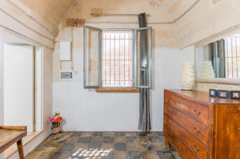 032_Trullo-Palavogna_for_sale_San-Michele-Sale.jpg