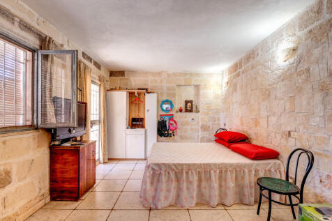 033_Trullo-Palavogna_for_sale_San-Michele-Sale.jpg