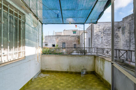 001_PALAZZO_PUGLIA_LATIANO_RARO_REALTY.jpg