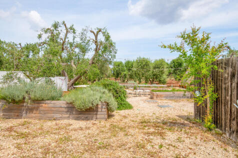 15_1_Villa_Trullo_dei_Profumi_raro_realty_1920.jpg