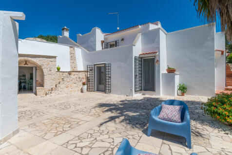 36_VILLA_LA_CHIUSA_FOR_SALE_OSTUNI_RARO_REALTY