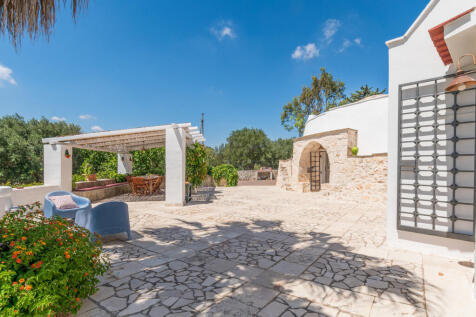 37_VILLA_LA_CHIUSA_FOR_SALE_OSTUNI_RARO_REALTY
