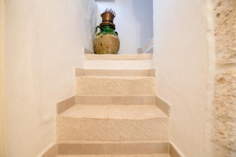 23_Palazzo Serio_Ostuni_Raro_Realty