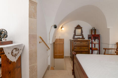 50_Palazzo Serio_Ostuni_Raro_Realty