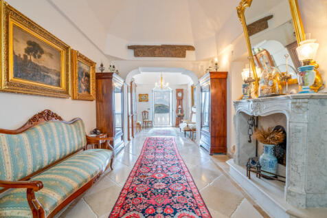 60_Palazzo Serio_Ostuni_Raro_Realty