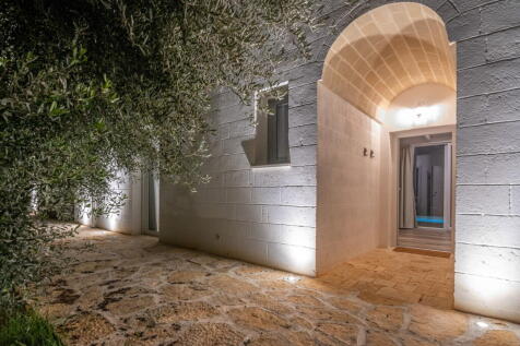111-villa-puspo-for-rent-ostuni-puglia-serale-1920