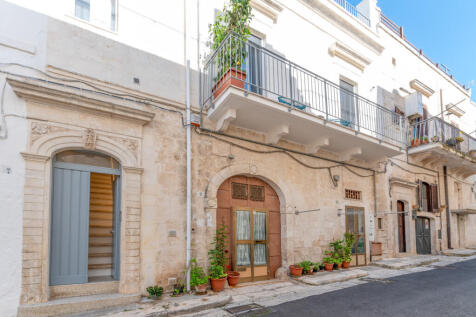 00004_Palazzo_Lorizzo_Raro_Realty