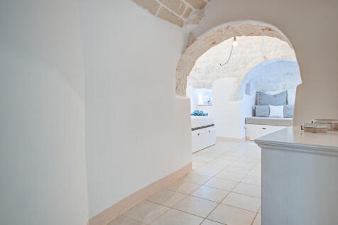 024_cikos_trullo_in_affitto_ostuni_raro_villas_puglia