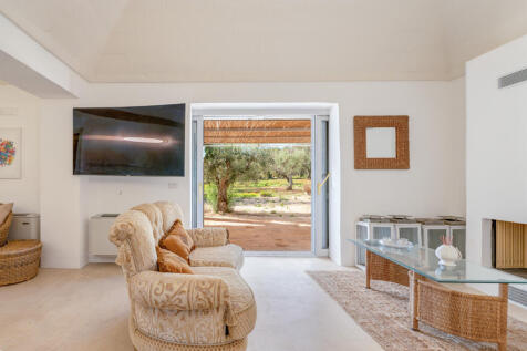 4_villa_quaranta_ostuni_raro_realty