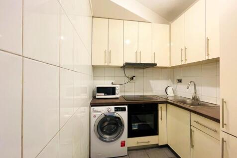 Dudley Court, Upp...