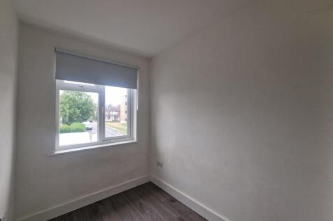 Harrow road HA0 2...