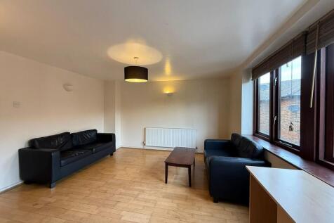 58 Cleveland Way,...