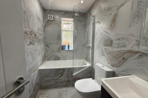 62 Hounslow Road,...