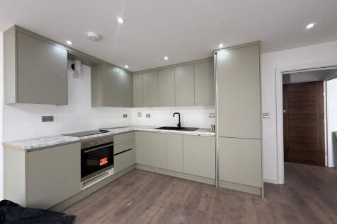 62 Hounslow Road ...