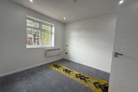 62 Hounslow ROad ...