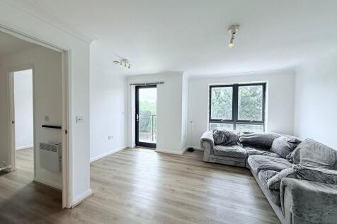 Flat 9 Bell House...