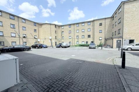 Flat 9 Bell House...