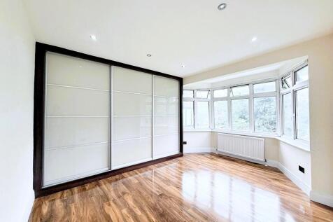 Wells Drive, NW9 ...