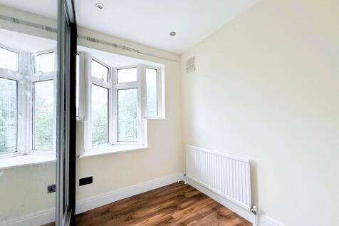 Wells Drive, NW9 ...