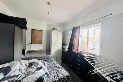 WhatsApp Image 20...